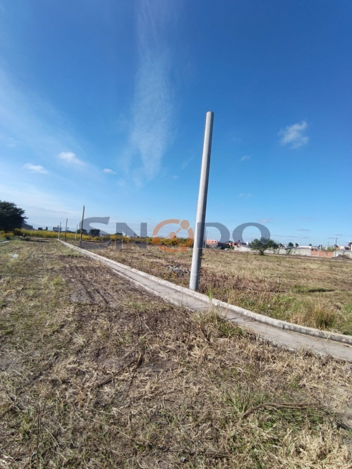 Loteo Fermi lote de 10x25