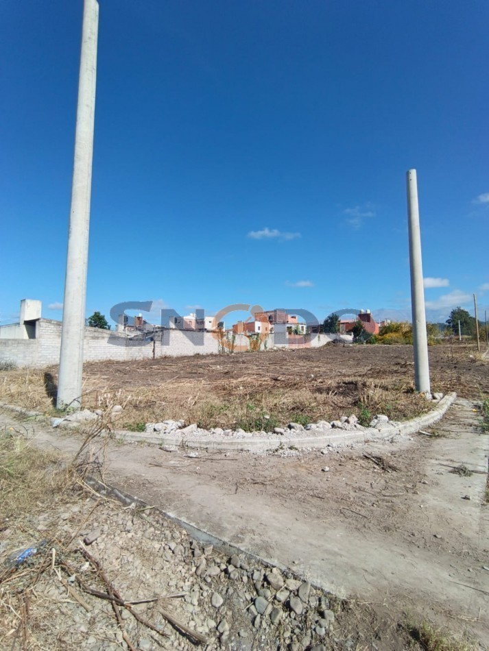 Loteo Fermi lote de 10x32.6 en Esquina